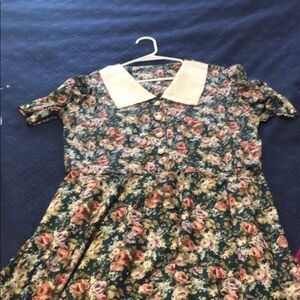 cheap floral green dress with white collar needs a good home